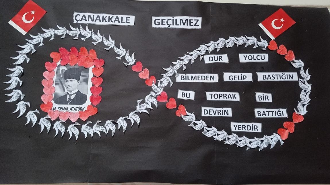 18 Mart  Şehitleri Anma  Günü ve  Çanakkale Deniz Zaferi' nin 109. Yıl   Dönümü Okul Panomuz